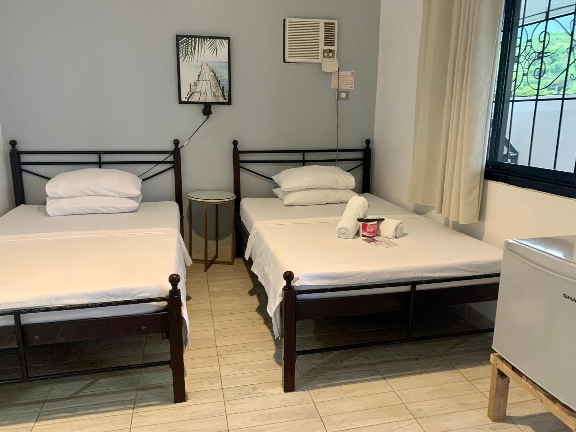 Marion Roos Hotel Puerto Galera Dış mekan fotoğraf